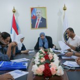 مركز التدريب والتأهيل يعقد اجتماعه الدوري برئاسة الدكتورة منى باشراحيل