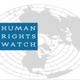 هيومن رايتس ووتش: هجوم الحوثيين على قرية “حنكة آل مسعود” قد يرقى إلى “جريمة حرب”