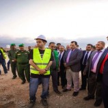 الرئيس الزُبيدي يتفقد مشروع كلية التربية والعلوم الإنسانية والتطبيقية بسقطرى