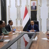 محافظ حضرموت يعقد اجتماعًا لمناقشة الاستعدادات للعيد وتحسين الخدمات الأساسية