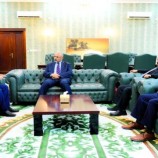 الرئيس الزُبيدي يطّلع على الأوضاع الخدمية والأمنية والعسكرية في محافظتي أبين والضالع