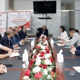 اجتماع برئاسة وزير المالية للاطلاع على أنشطة لجنة مكافحة غسل الأموال وتمويل الإرهاب