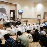 الهلال الإماراتي يكرم 25 فائزا بمسابقة حفظ القرآن في سقطرى