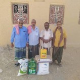 انتقالي غيل بن يمين يدشن توزيع السلال الغذائية على أسر الشهداء والأشد فقرًا بالمديرية