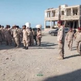 وفد عسكري من وزارة الدفاع يتفقد لواء الدفاع الساحلي في محور أبين