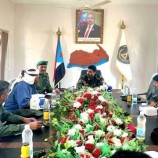 قائد حزام الصبيحة يترأس اجتماعًا موسعًا لتعزيز التنسيق الأمني في المضاربة ورأس العارة