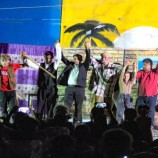 برعاية انتقالي العاصمة عدن..فرقة مشاعل عدن تلهم جمهورها في مسرحية “الواقع دردبيس”