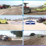 السلطة المحلية بالبريقة تنفذ حملة نظافة لسواحل المديرية لاستقبال زوارها