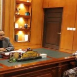 محافظ حضرموت يبحث تعزيز استقرار المواد التموينية