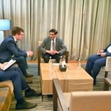 البحسني يبحث مع القائم بأعمال السفارة الروسية مستجدات الأوضاع وتعزيز العلاقات الثنائية