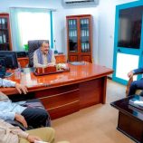 اللواء بن بريك يلتقي أمين المكتب التنفيذي للتجمع اليمني للإصلاح في ساحل حضرموت