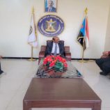 رئيس انتقالي شبوة يلتقي مدير عام جهاز محو الأمية وتعليم الكبار بالمحافظة