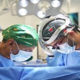 مركز الملك سلمان للإغاثة يختتم المشروع الطبي التطوعي لجراحة وقسطرة القلب في محافظة عدن