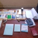 ضبط متهم بسرقة محتويات سيارات عقب بلاغات في المكلا