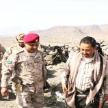 قائد اللواء الثاني حزم يتفقد المقاتلين الأبطال في جبهة كرش الحدودية