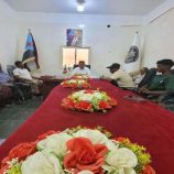 رئيس انتقالي سقطرى يلتقي بلجنة طلائع الجنوب لمناقشة ترتيبات المخيم الصيفي بالمحافظة