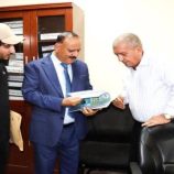 وزير النقل يتفقد مستوى الانضباط الوظيفي في ديوان الوزارة بعد إجازة عيد الأضحى المبارك