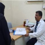 مدير مكتب الصحة والسكان بالتواهي يشيد بانضباط الموظفين في أول يوم دوام الرسمي