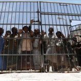 الحوثيون يفرجون عن قتلة في إب