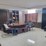 مناقشة النهوض بالقطاع الصحي في المهرة