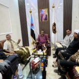 رئيس إنتقالي المهرة يلتقي الهيئة الإدارية لنادي خيبل الرياضي