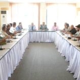 اجتماع تنسيقي لإطلاق مهرجان البلدة السياحي 2025 بحضرموت