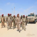 قائد المنطقة العسكرية الثانية يصل مدينة “الغيضة” للوقوف على تطورات الأوضاع الأمنية والعسكرية فيها