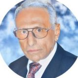 محافظ حضرموت يعزّي بوفاة رجل الأعمال المعروف الشيخ أبوبكر عمر بازرعة