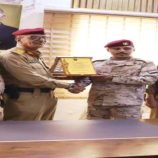 التوجيه المعنوي للقوات الجنوبية يكرّم قائد اللواء الثاني حزم بدرع التقدير