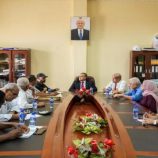 اجتماع لمناقشة شراكة جامعة عدن ومحلي صيرة لإسناد ملف إدراج كريتر ضمن قائمة التراث العالمي