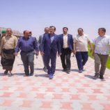 المحافظ بن الوزير يتفقد ملعب الخليفي ونادي التضامن ويؤكد دعم القطاع الرياضي والشبابي