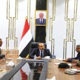 المحافظ بن ماضي يترأس اجتماعًا لحل أزمة الكهرباء في المكلا