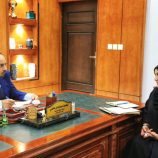 محافظ حضرموت يطلع على نشاط مكتب الثقافة بالمحافظة