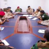 قيادة دفاع شبوة تناقش المستجدات الميدانية في الجبهات القتالية