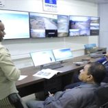 محافظ حضرموت يطلع على نشاط مركز الإنذار المبكر ومستوى الانجاز بمشروع سوق العسل المركزي بالوادي والصحراء