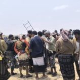 انتقالي أحور والسلطة المحلية يشيّعان جثمان الشهيد الجندي محمد ناصر الكازمي