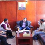 الوزير السقطري يلتقي فريق مؤسسة سقطرى للزراعة والتنمية الريفية المستدامة