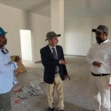 الوكيل الشبحي يطّلع على سير العمل في مشروع المستشفى الجديد الجاري تنفيذه بدعم إماراتي