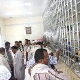 أزمة سيولة خانقة توقف صرف رواتب الموظفين للشهر الثالث