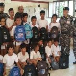 قوات حرس المنشآت تدشن توزيع الحقائب المدرسية للأسر الأكثر احتياجاً