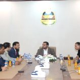 العكبري يناقش استقرار العملية التعليمية وضمان رواتب المعلمين بعدن