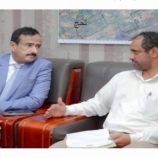 محافظ شبوة يتابع مشروع تأهيل 11 مستشفى بتمويل إماراتي