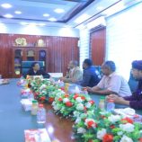 محافظ المهرة يؤكد دعم السلطة المحلية لتسهيل مهام مفوضية اللاجئين