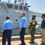 زيارة رسمية للملحق العسكري الفرنسي لميناء الحاويات في العاصمة عدن
