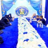 المعهد الأوروبي للسلام يطلع على الأعتداءات الذي تعرضن له أمهات وذوي شهداء الجنوب في وقفتهن السلمية بالمكلا