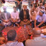 محافظ حضرموت يحضر تحكيمًا قبليًا لآل كثير في قضية “مقتل أبناء آل طالب” ويؤكد أن التسامح ووحدة الصف درعنا الحصين في مواجهة الفتن