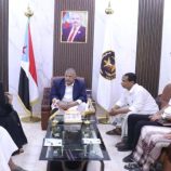 فريق التوجيه الرئاسي بالمهرة يلتقي رئيسة لجنة المرأة في الجمعية الوطنية