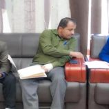 بن الوزير يبحث تأهيل خط الضخ لمشروع مياه لخيلف في نصاب