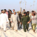 محافظ سقطرى يتفقد مخيم عومق السياحي ويشدد على تنشيط السياحة بالمحافظة