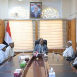 وكيل المحافظة يطّلع على برنامج الاحتفال السنوي بمطلع المطالع لحافة الحوطة بسيئون